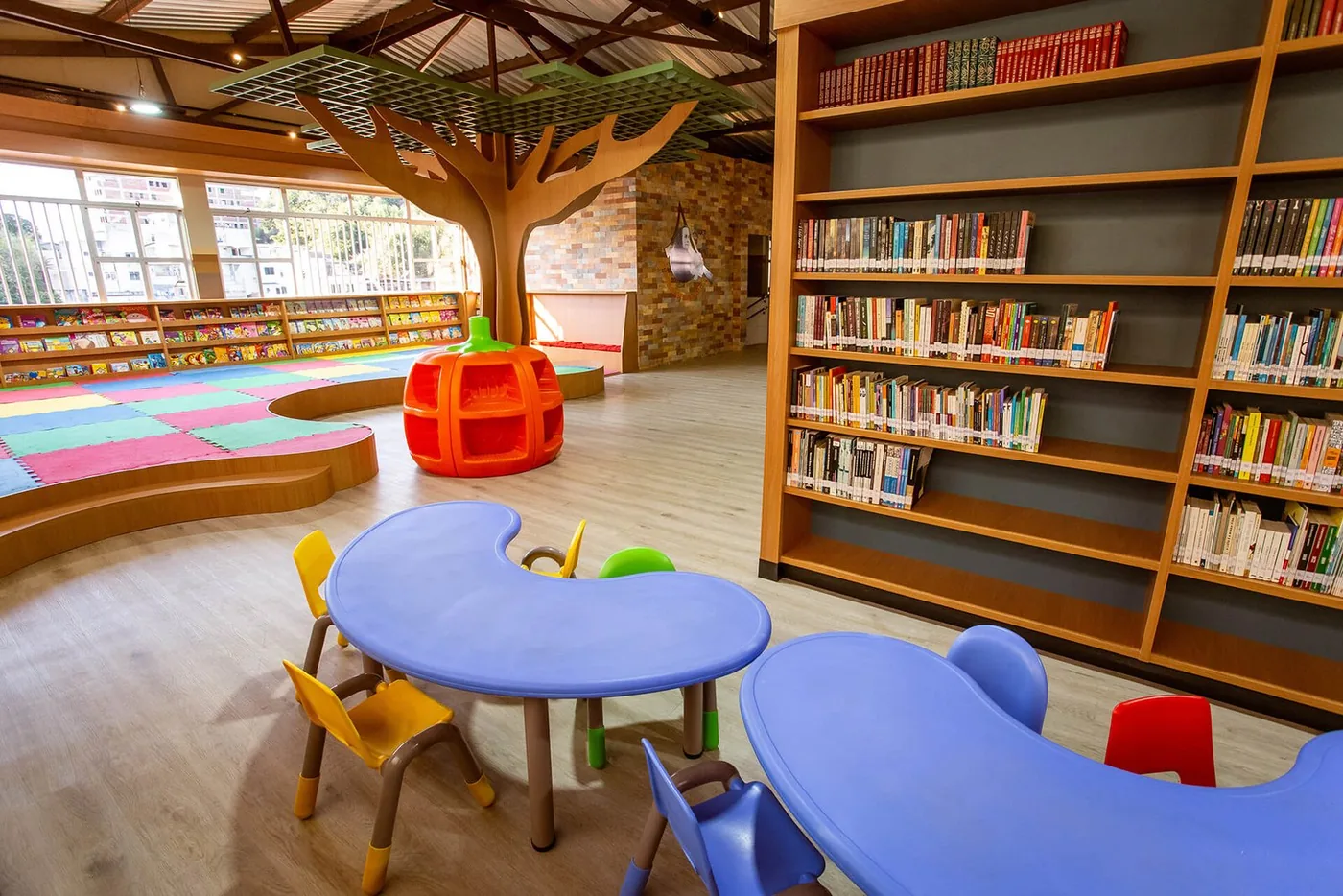 Biblioteca Madre Maria das Neves