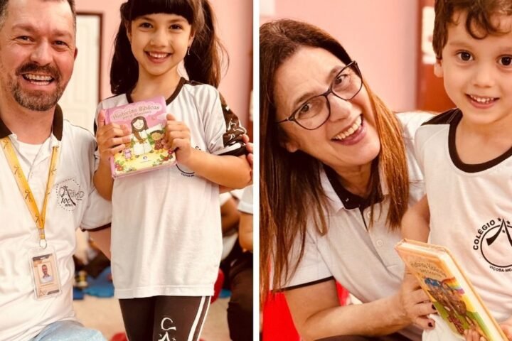 Educadores do Colégio Carmo com alunos da Educação Infantil sorteados no Mês da Bíblia, segurando suas Bíblias